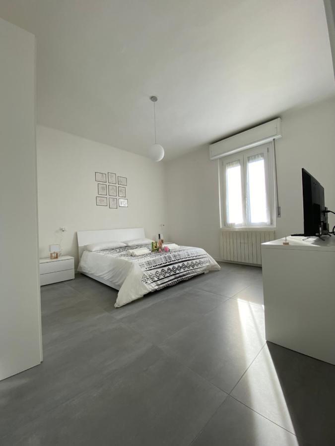 The Chic Holiday Apartment เวโรนา ภายนอก รูปภาพ